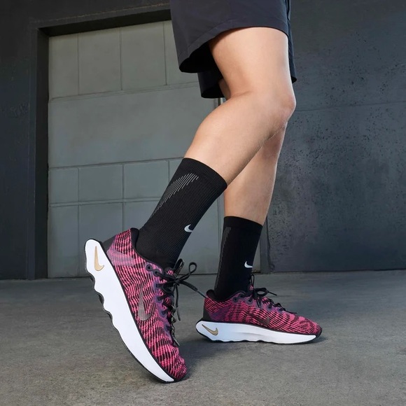 Women's NIKE MOTIVA Running Shoes - Black/Fireberry-Metallic Gold - Picture 6 of 12